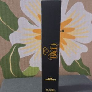 Ethereal Rose Eyeshadow Wand